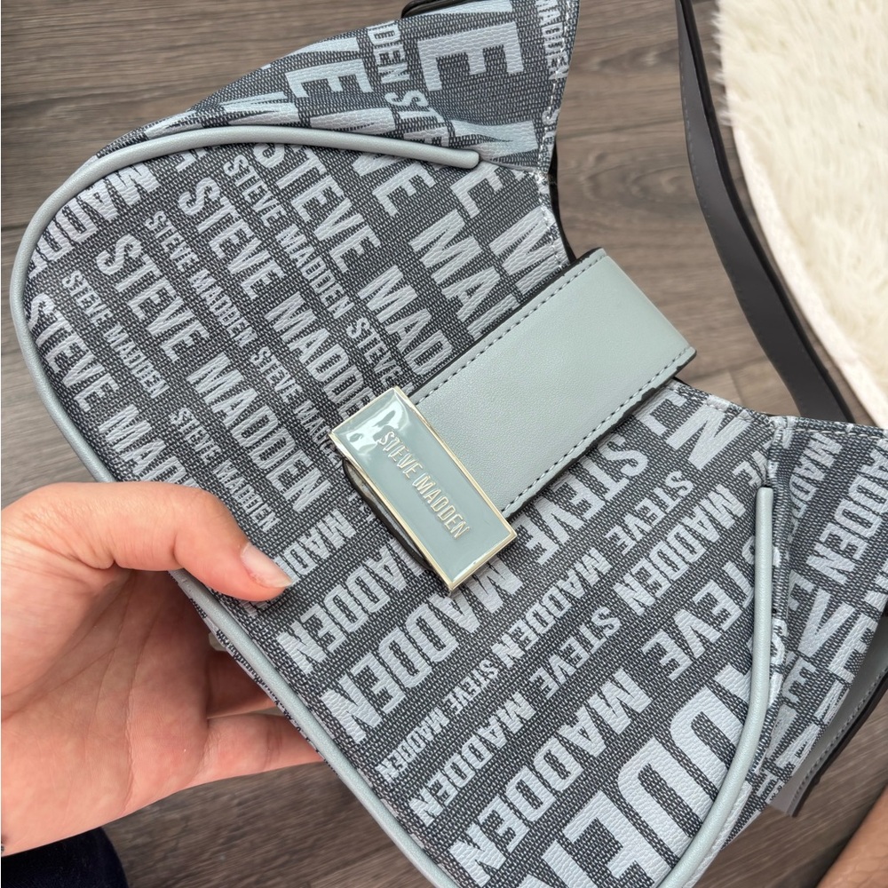 Steve Madden Gray Shoulder Bag
